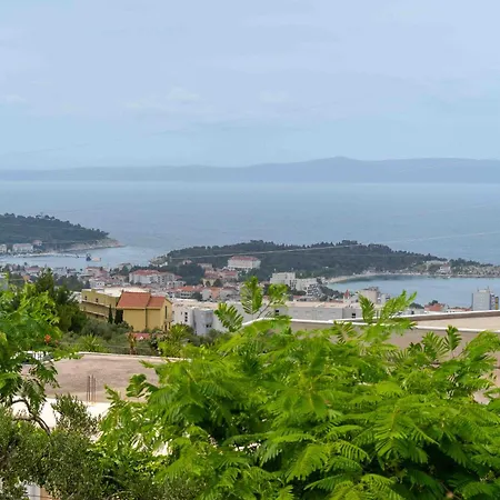Family Ravlic With Swimming Pool * Makarska